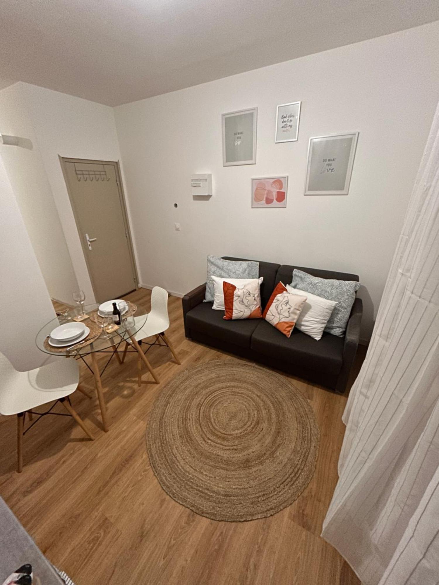 Serenity Stay Saint-Quentin (Aisne) Exterior foto